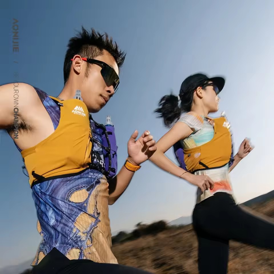 AONIJIE 10L Trail Running Hydr - Trail Running Vest recension och pris