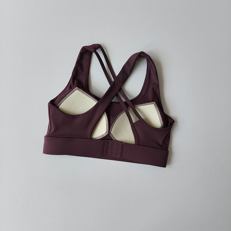 High-Intensity Sports Bra, All - Trail Running Vest recension och pris